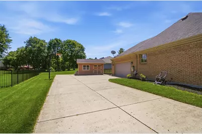 1010 Quiet Brook Trail, Washington Twp, OH 45458 - Photo 81
