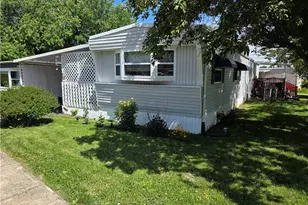 88 Estate Dr, Brookville, OH 45309 - Photo 1