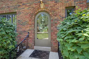 24 Monteray Rd, Oakwood, OH 45419 - Photo 7