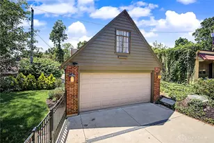 24 Monteray Rd, Oakwood, OH 45419 - Photo 63