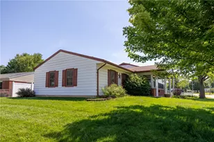 304 Rhoades Ave, Greenville, OH 45331 - Photo 3