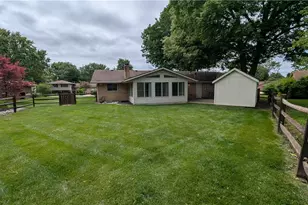 5686 Oak Valley, Kettering, OH 45440 - Photo 7