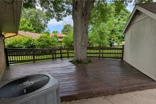 5686 Oak Valley, Kettering, OH 45440 - Photo 17