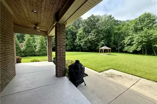 9509 Monaco Cir, Clearcreek Twp, OH 45458 - Photo 3
