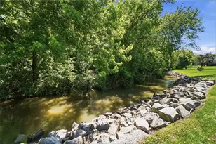 815 Spring Lake Cir, Enon Vlg, OH 45323 - Photo 5