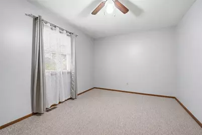 815 Spring Lake Circle, Enon, OH 45323 - Photo 33