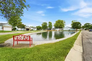815 Spring Lake Cir, Enon Vlg, OH 45323 - Photo 3