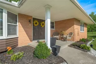 216 Mar Ken Dr, Dayton, OH 45405 - Photo 3