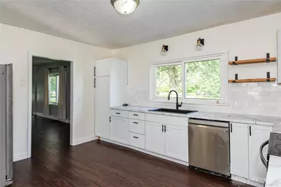 602 W Crescent Lane, Franklin, OH 45005 - Photo 5
