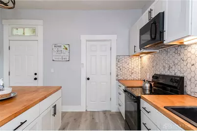 135 Drummer Avenue, Dayton, OH 45403 - Photo 17