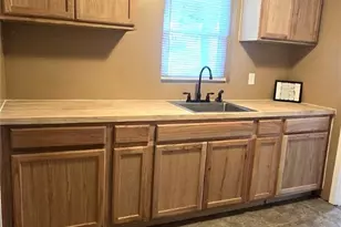 2823 Revels Ave, Dayton, OH 45417 - Photo 7