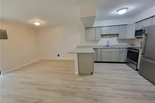 1104 Cambridge, New Carlisle, OH 45344 - Photo 7