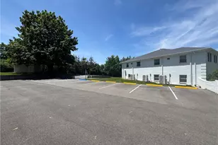 30 Poinciana Dr, Dayton, OH 45459 - Photo 3