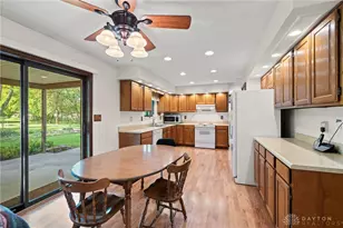 4926 Phillipsburg Union Rd, Clayton, OH 45322 - Photo 15