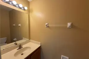 2452 Cabbage Key Dr, Miami Township, OH 45342 - Photo 9