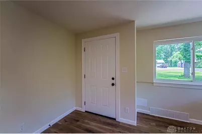 927 Oakland Drive, Beavercreek Twp, OH 45434 - Photo 7