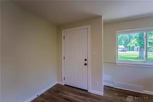 927 Oakland Dr, Beavercreek Twp, OH 45434 - Photo 7