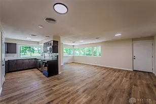 927 Oakland Dr, Beavercreek Twp, OH 45434 - Photo 13