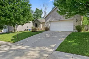 3955 Berrywood Dr, Huber Heights, OH 45424 - Photo 5