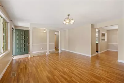 1103 Royalton Drive, Vandalia, OH 45377 - Photo 11