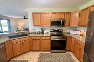808 Lambert Dr, Piqua, OH 45356 - Photo 3