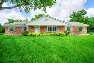 190 Lakeview Dr, Centerville, OH 45459 - Photo 1
