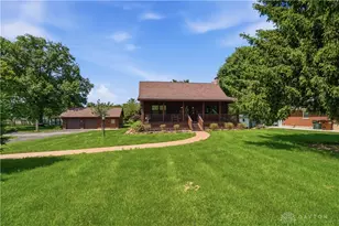 604 E Market St, Germantown, OH 45327 - Photo 1
