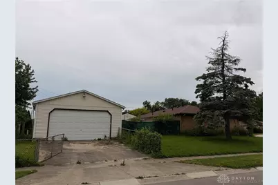 6460 Stonehurst Drive, Huber Heights, OH 45424 - Photo 5