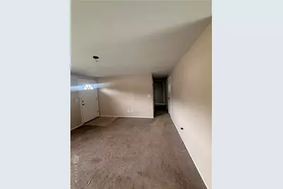 6460 Stonehurst Drive, Huber Heights, OH 45424 - Photo 7