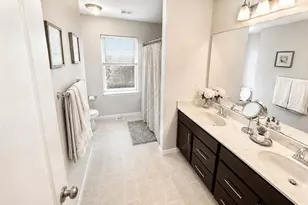 1100 Sarah Freeman Dr, Centerville, OH 45458 - Photo 19
