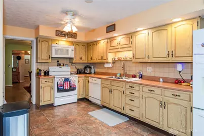 5049 W Enon Road, Fairborn, OH 45324 - Photo 13