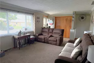 241 Mound St, Brookville, OH 45309 - Photo 9