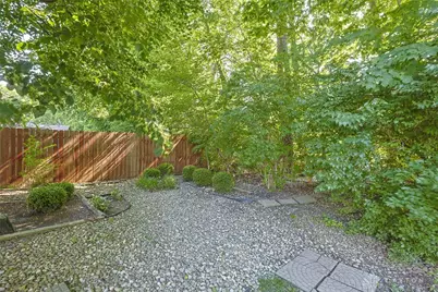 304 Chinkapin Circle, Englewood, OH 45315 - Photo 35