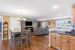 5713 Hubbard Ct, Huber Heights, OH 45424 - Photo 15