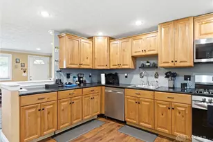 5713 Hubbard Ct, Huber Heights, OH 45424 - Photo 13