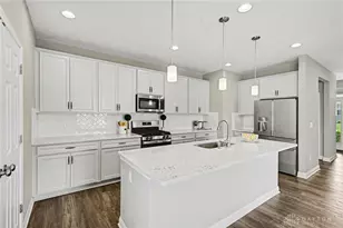 5004 Pepperwell Cir, Sugarcreek Twp, OH 45440 - Photo 15
