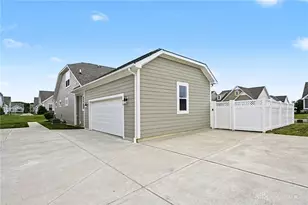 5004 Pepperwell Cir, Sugarcreek Twp, OH 45440 - Photo 39