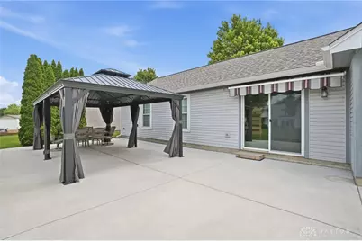9083 Marquis Drive, Miamisburg, OH 45342 - Photo 37