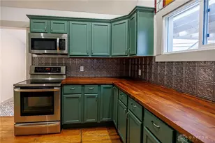 1016 S Walnut St, Troy, OH 45373 - Photo 5