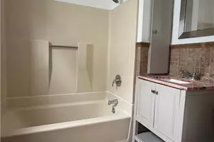 80 E Maplewood Ave, Dayton, OH 45405 - Photo 19