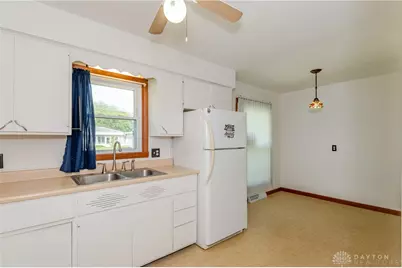 810 Meadow Lane, Troy, OH 45373 - Photo 7