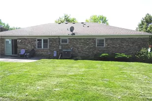 4024 Loop Dr, Englewood, OH 45322 - Photo 17