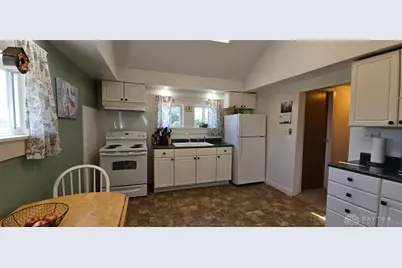 700 Walnut Street, Lewisburg, OH 45338 - Photo 17
