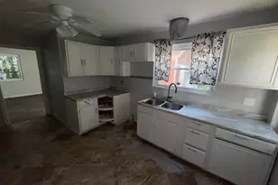 1029 Iola Ave, Dayton, OH 45417 - Photo 11