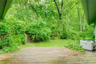 955 S High St, Yellow Springs Vlg, OH 45387 - Photo 25