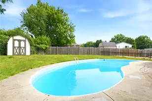 1419 King Richard Pkwy, West Carrollton, OH 45449 - Photo 33