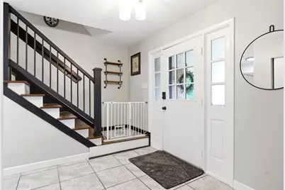 1419 King Richard Parkway, West Carrollton, OH 45449 - Photo 5