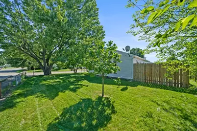 233 Erie Avenue, Fairborn, OH 45324 - Photo 5