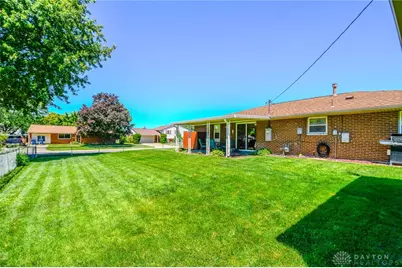 6500 Lemans Lane, Huber Heights, OH 45424 - Photo 33