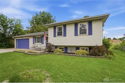 245 Grantwood Drive, West Carrollton, OH 45449 - Photo 3